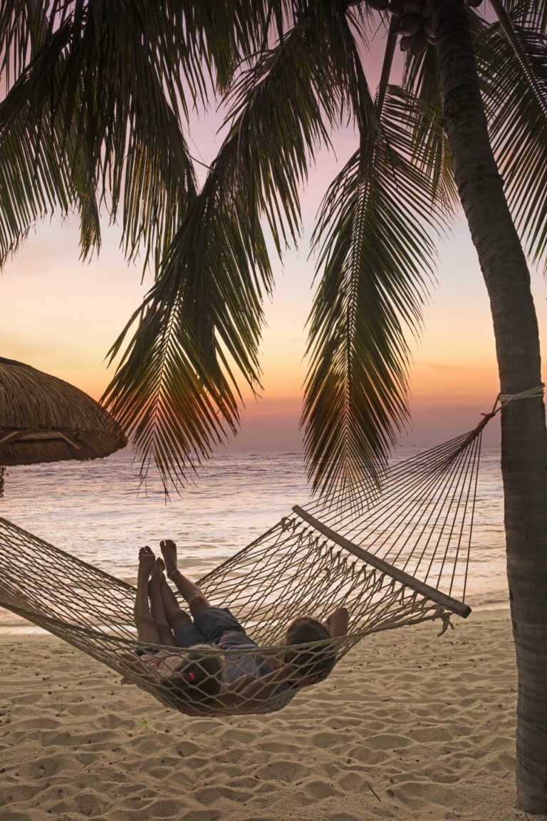paradis beachcomber family resort